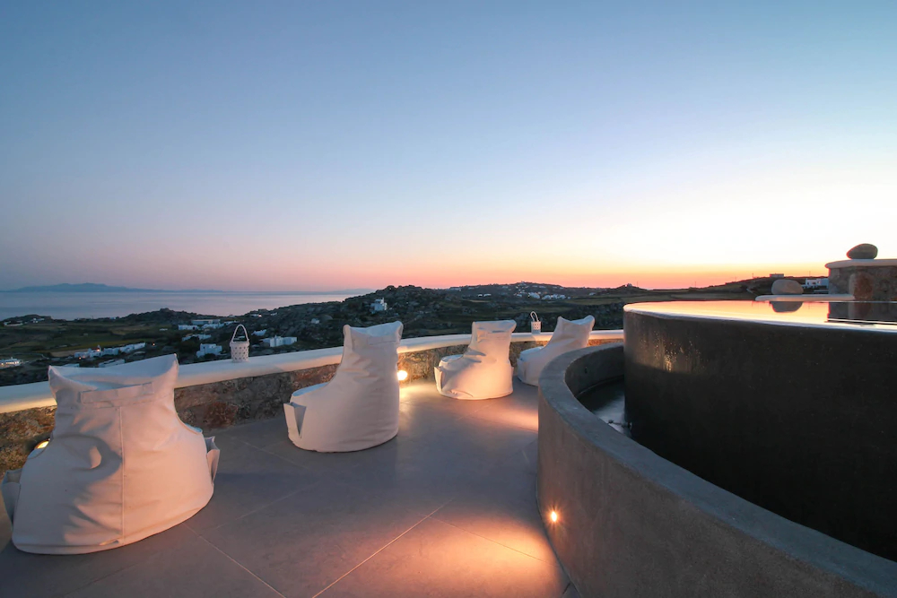 Sea & Stone Residence