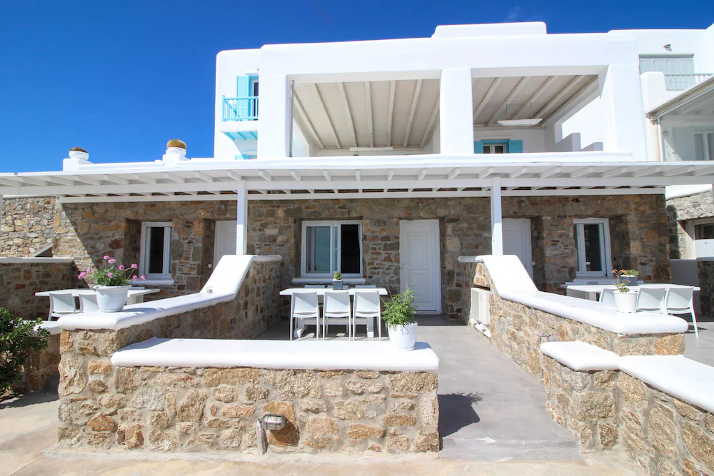 Sea & Stone Residence