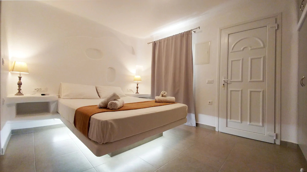 Sea & Stone Residence