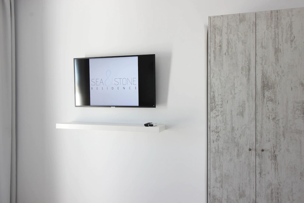 Sea & Stone Residence