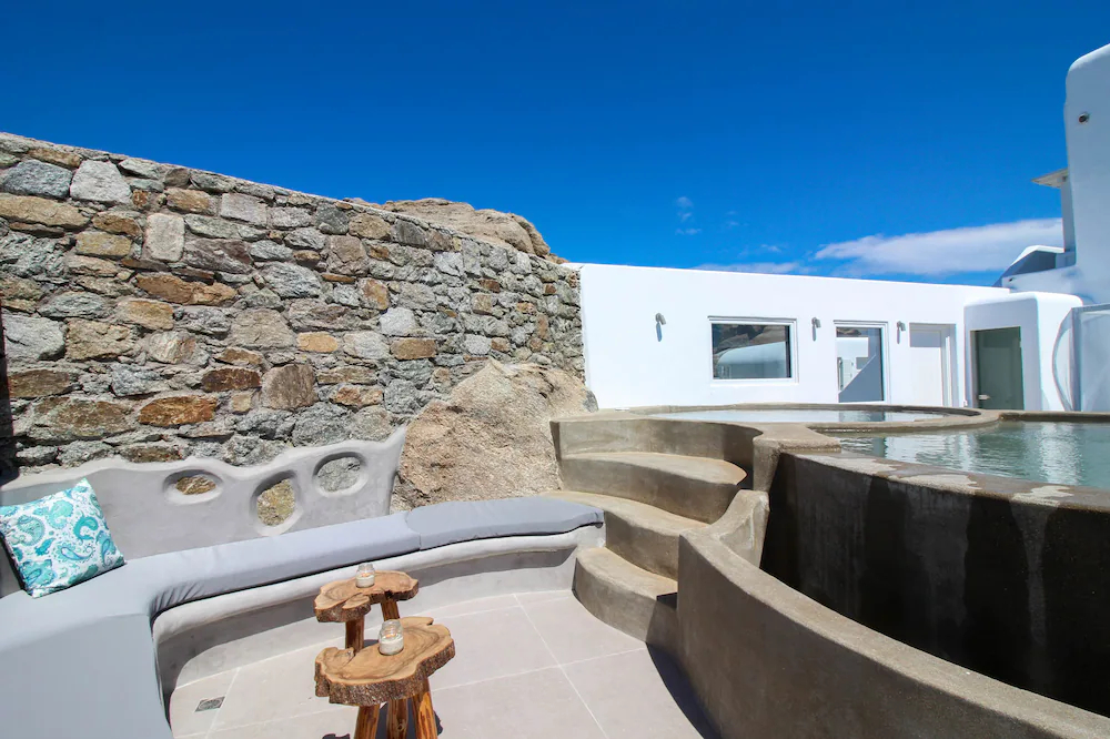 Sea & Stone Residence