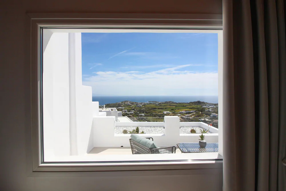 Sea & Stone Residence