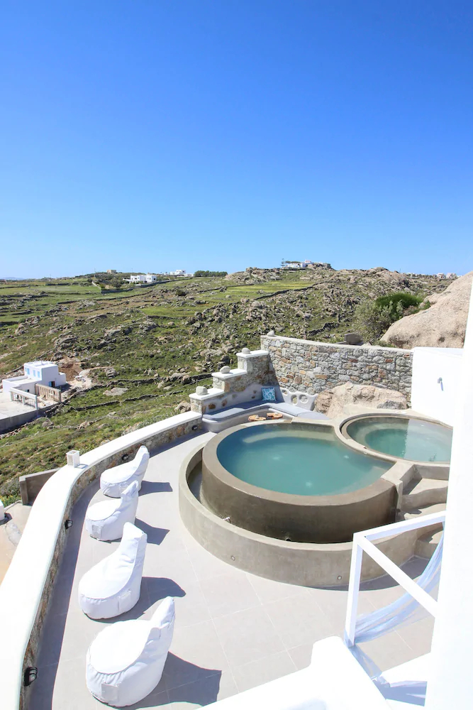 Sea & Stone Residence