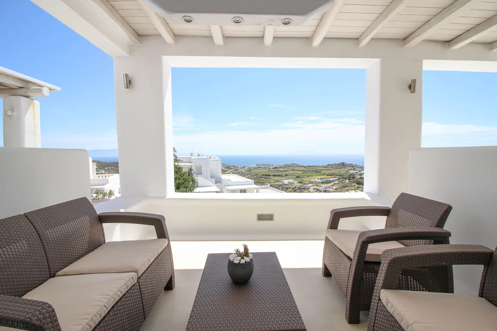 Sea & Stone Residence