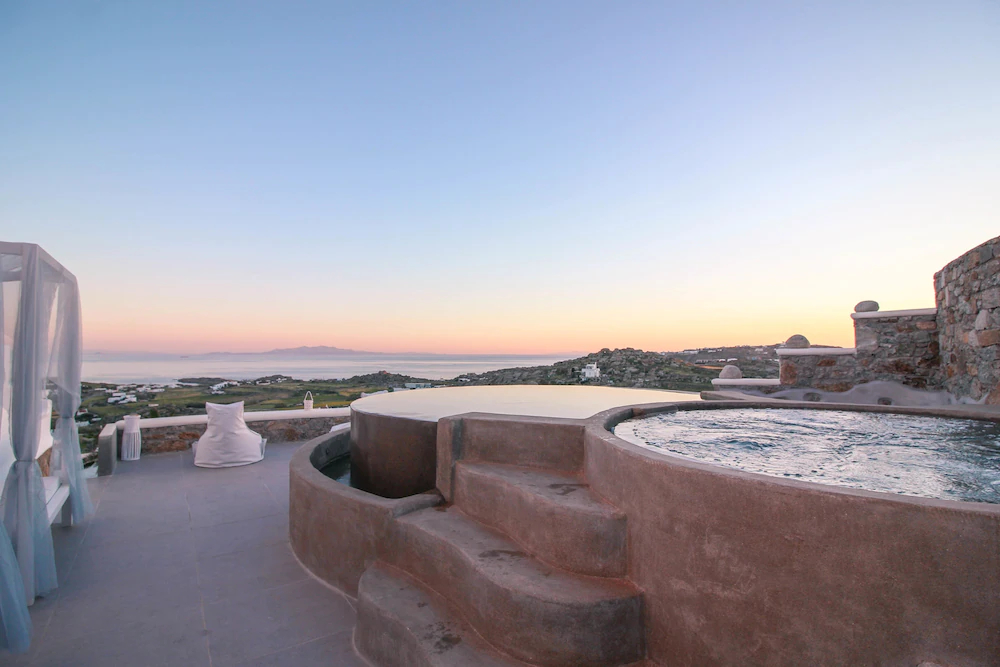 Sea & Stone Residence