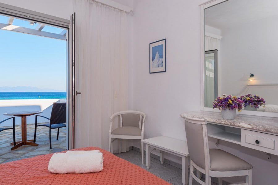 Myconian Sunrise Relais & Chateaux Hotel
