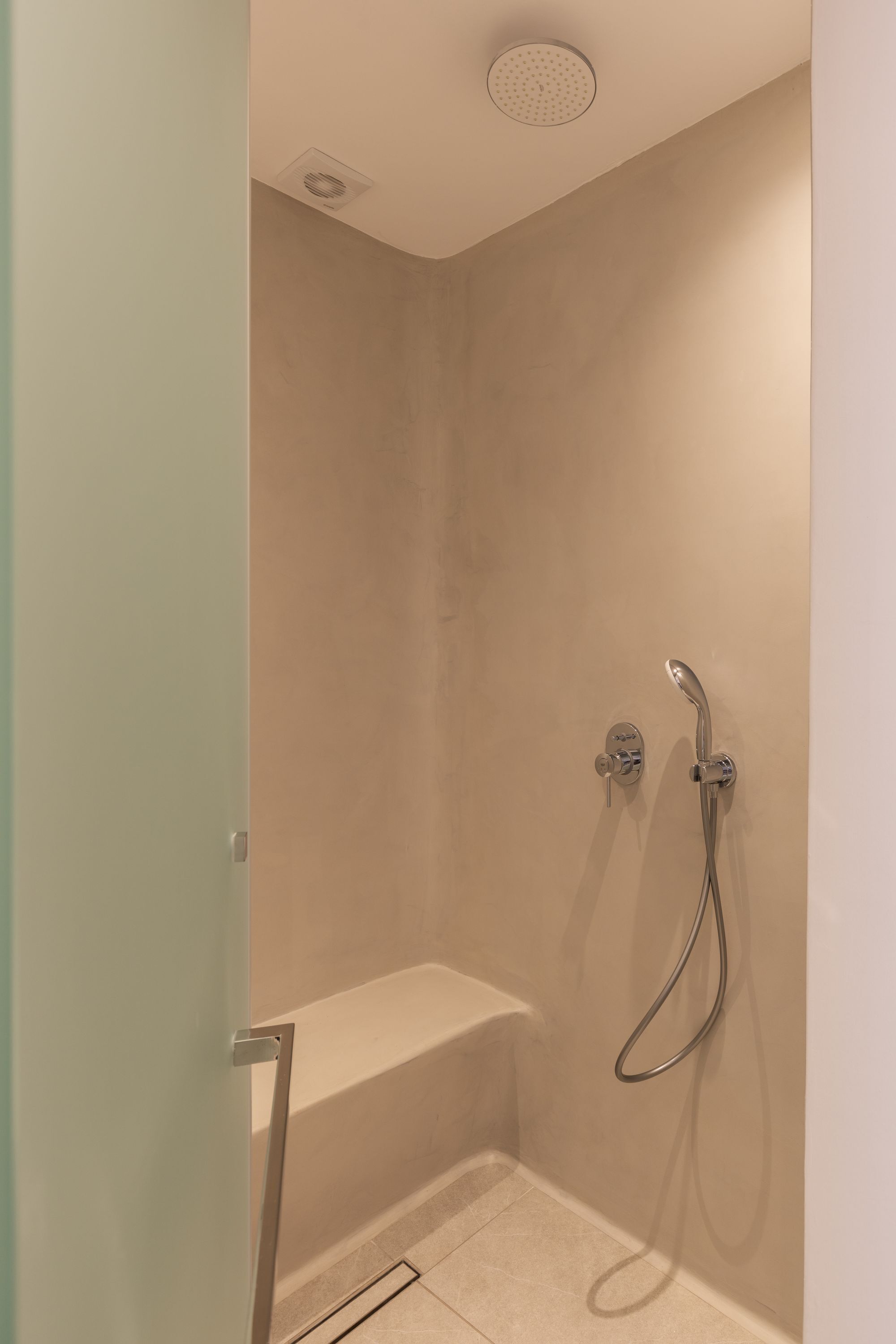 Sunset Hill Suites