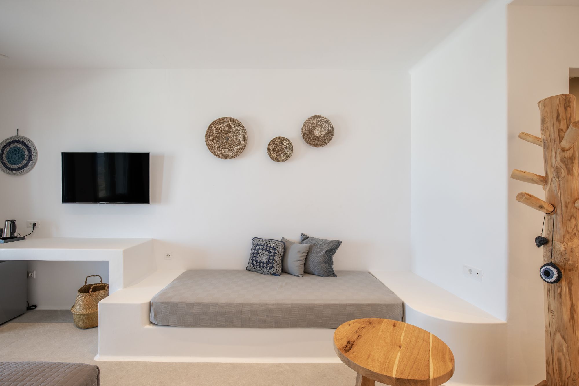 Sunset Hill Suites
