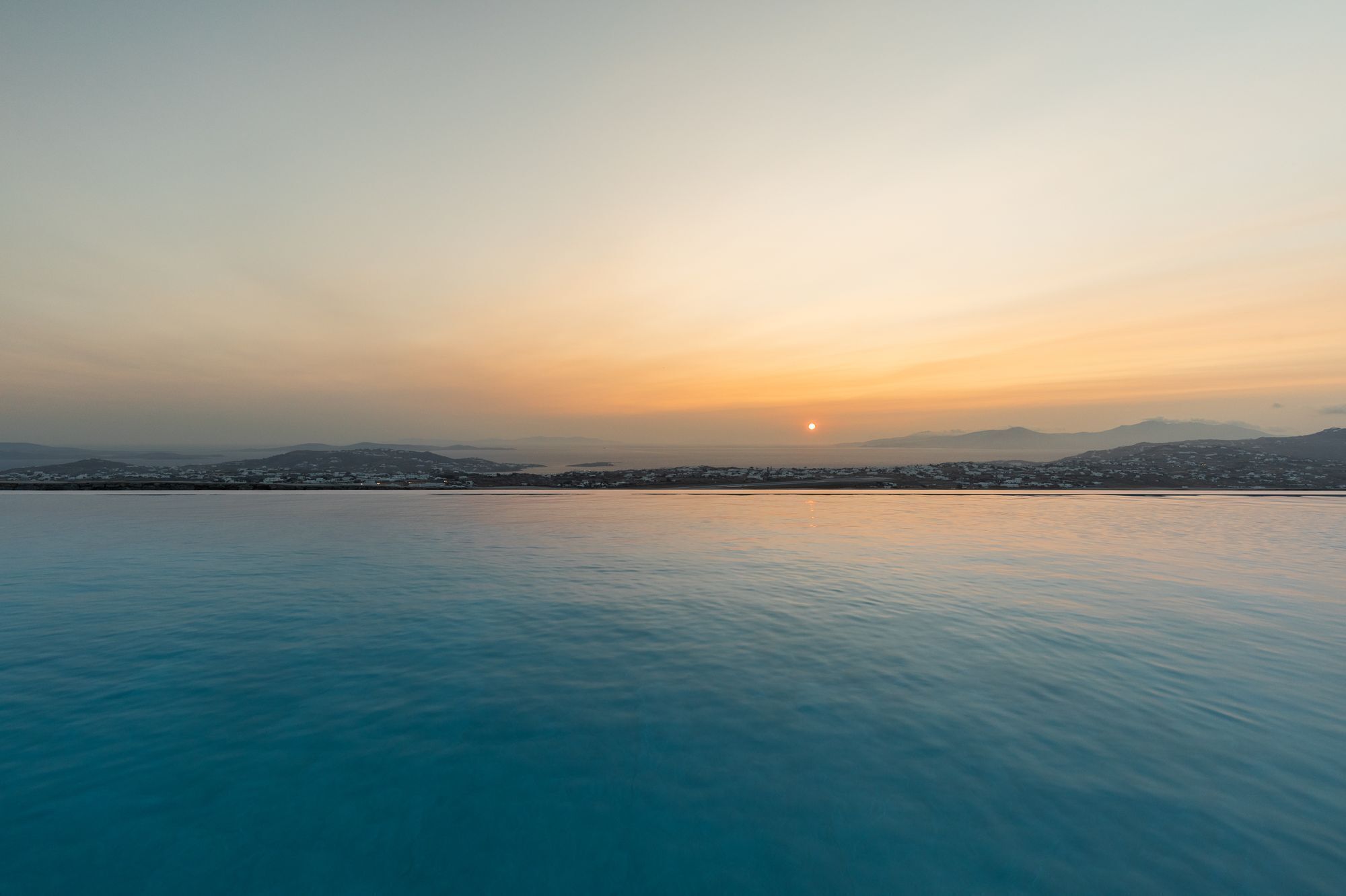 Sunset Hill Suites