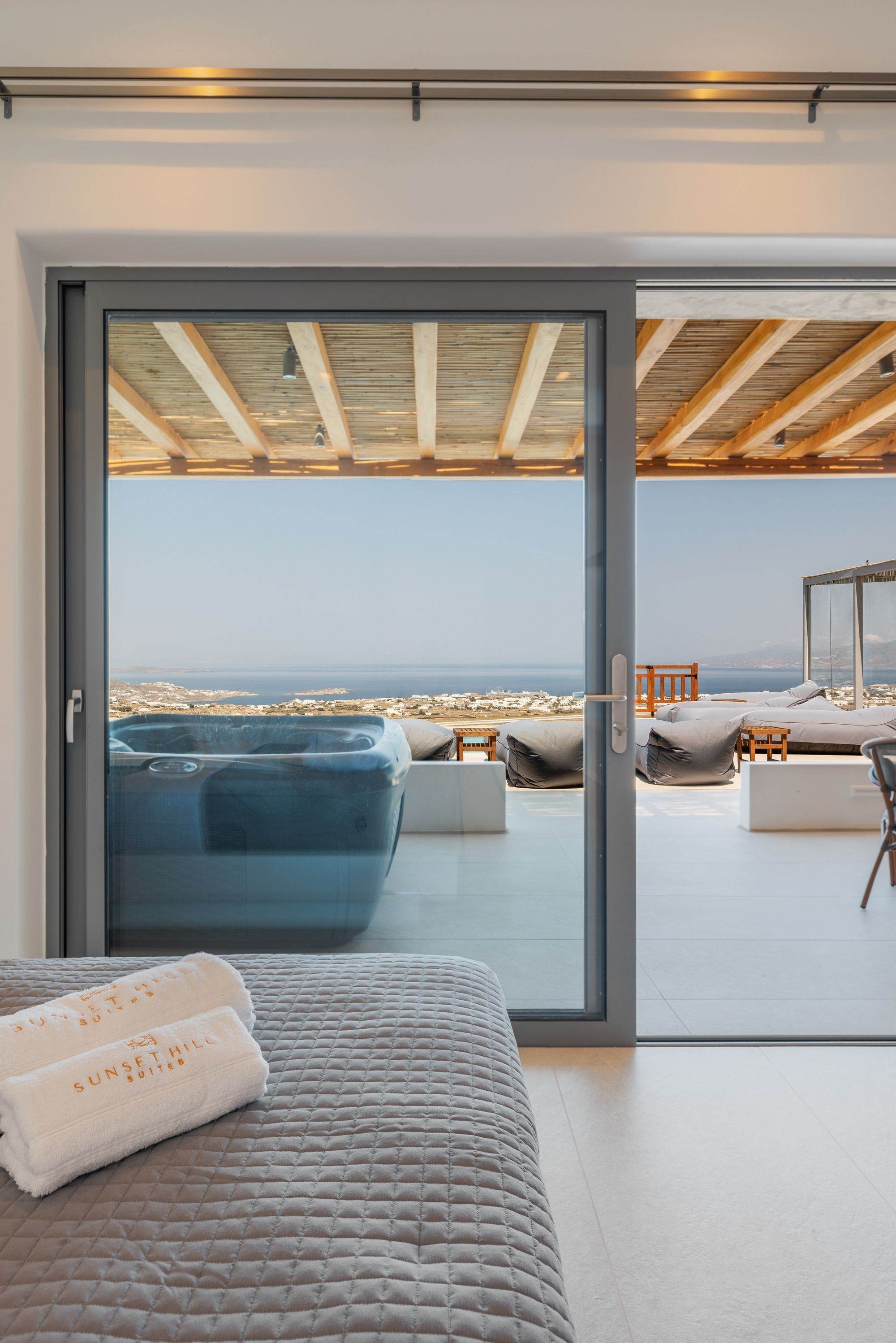Sunset Hill Suites