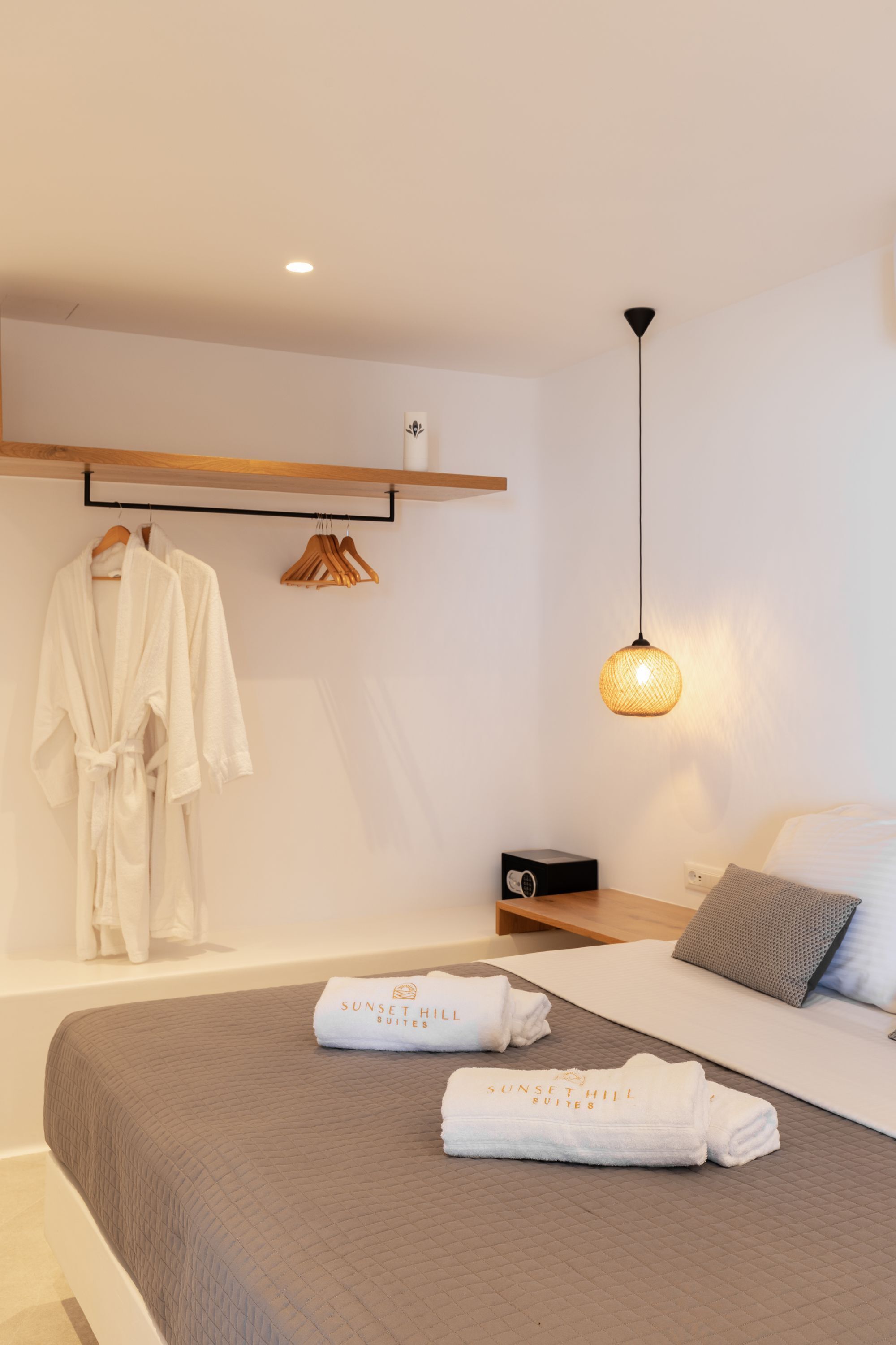 Sunset Hill Suites