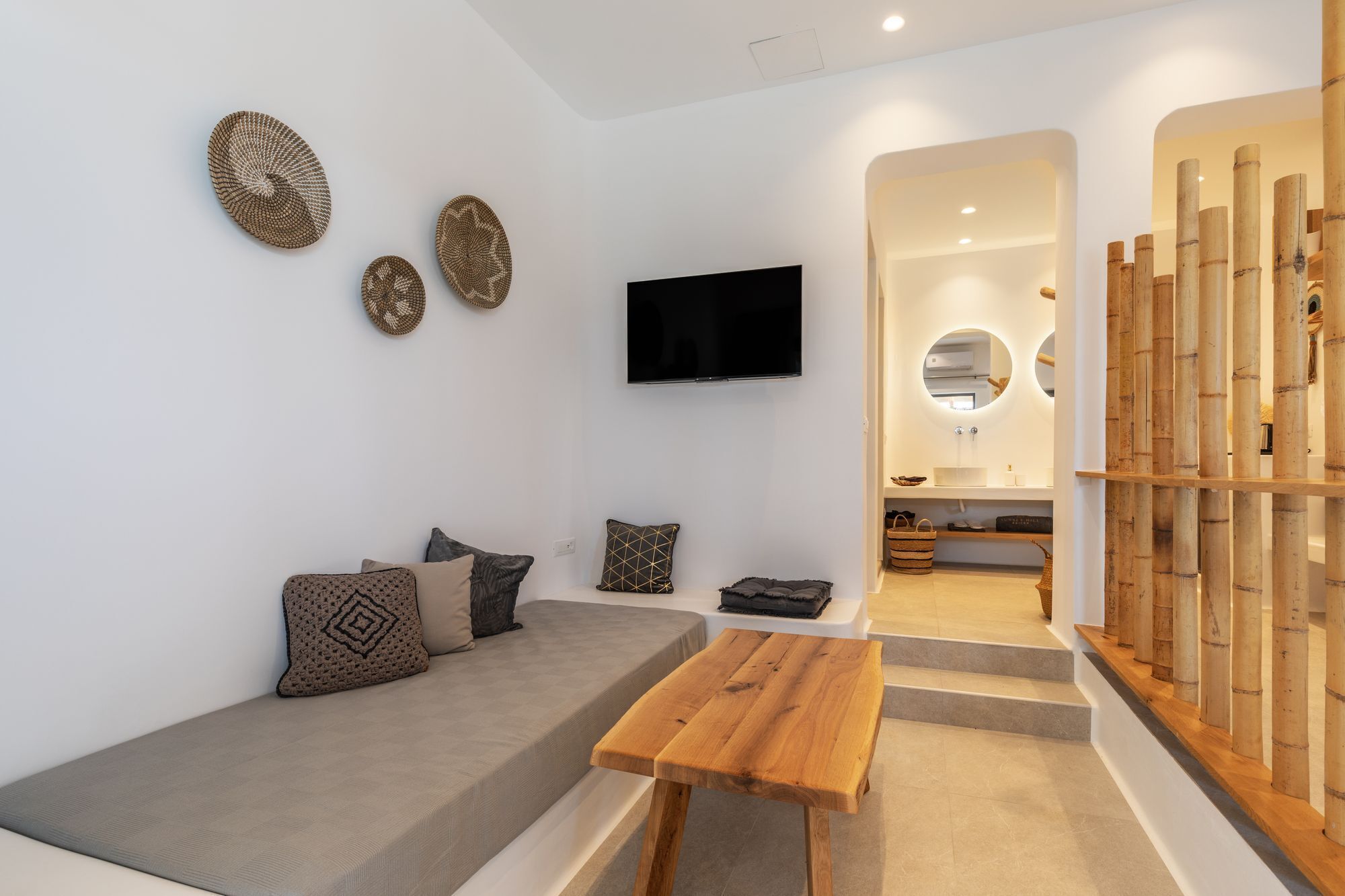Sunset Hill Suites