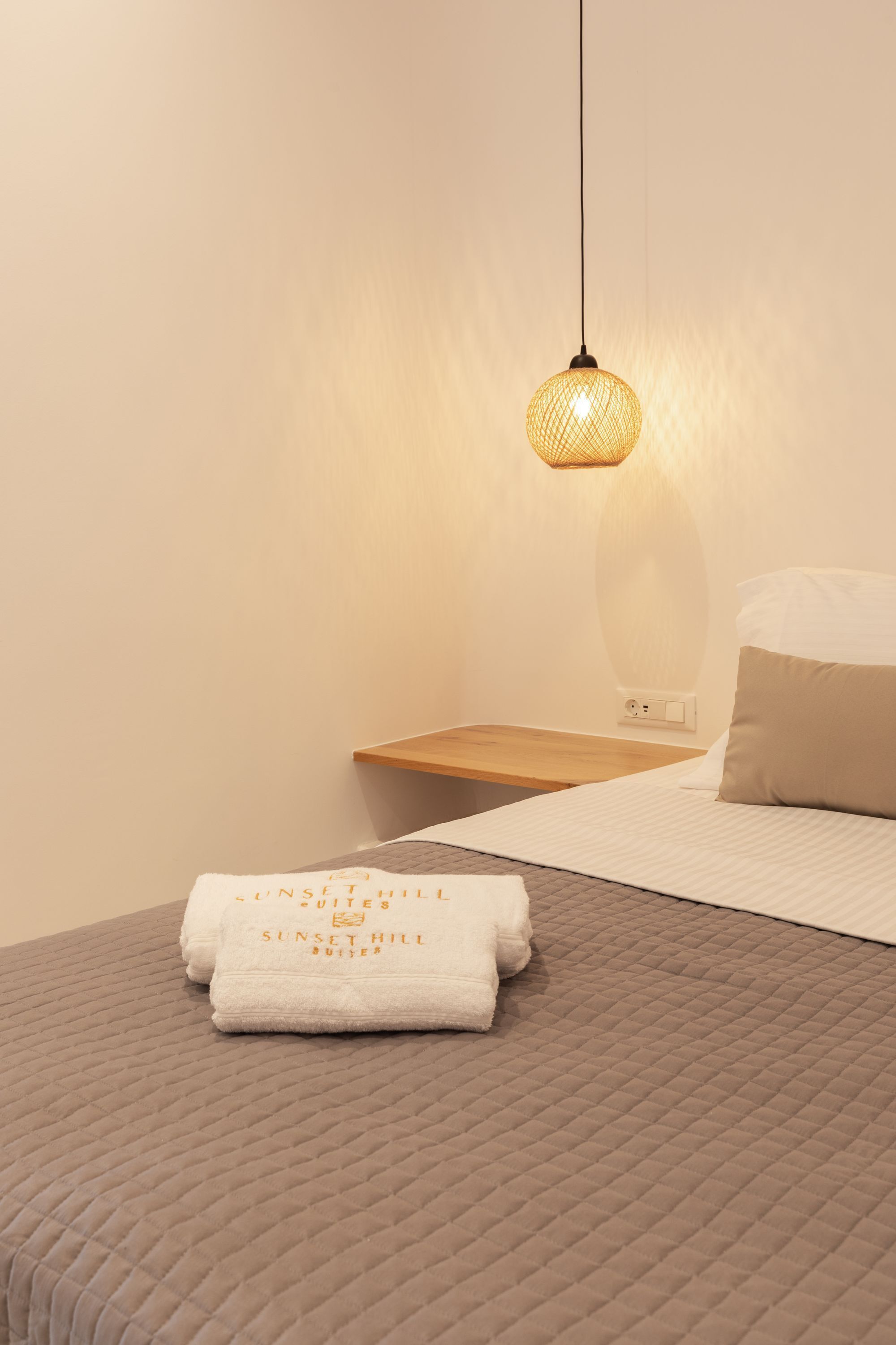 Sunset Hill Suites