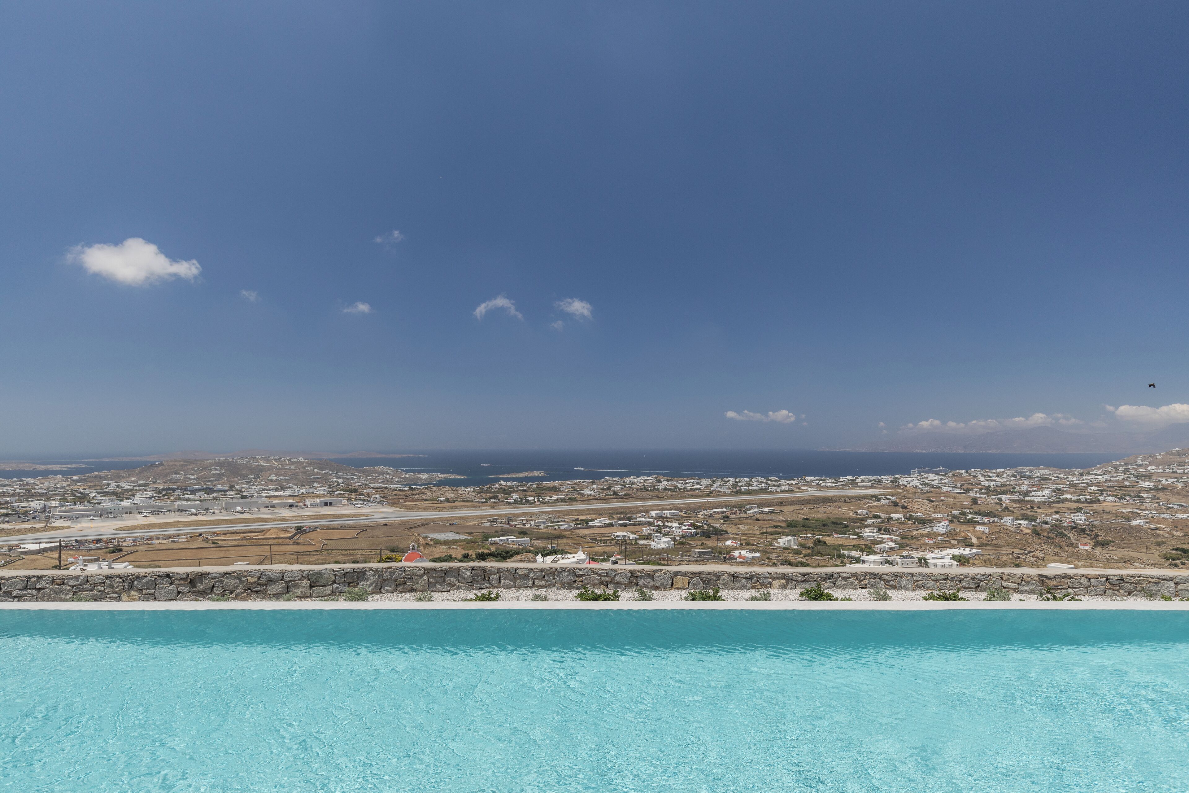 Sunset Hill Suites