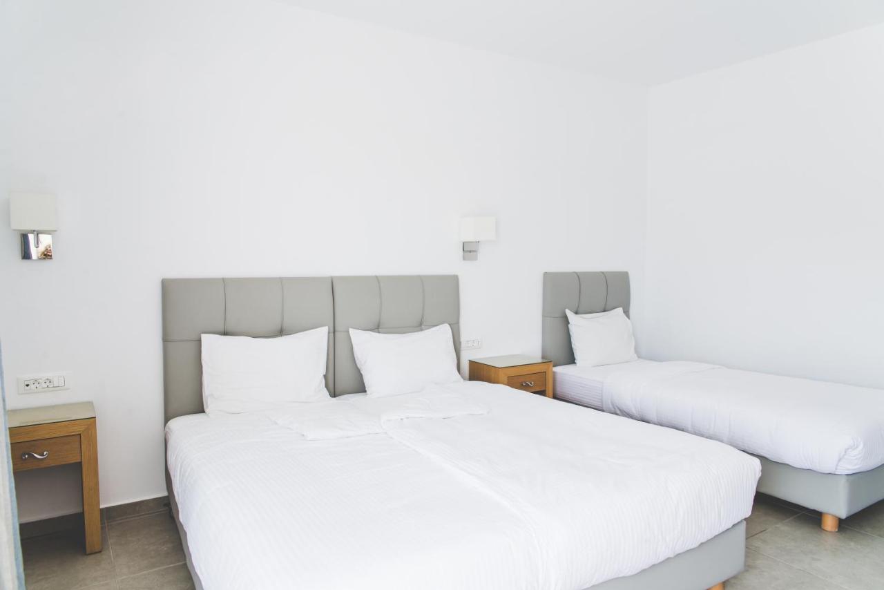 Super Paradise Suites