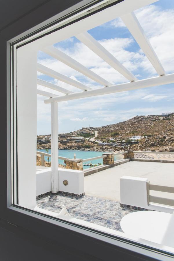 Super Paradise Suites