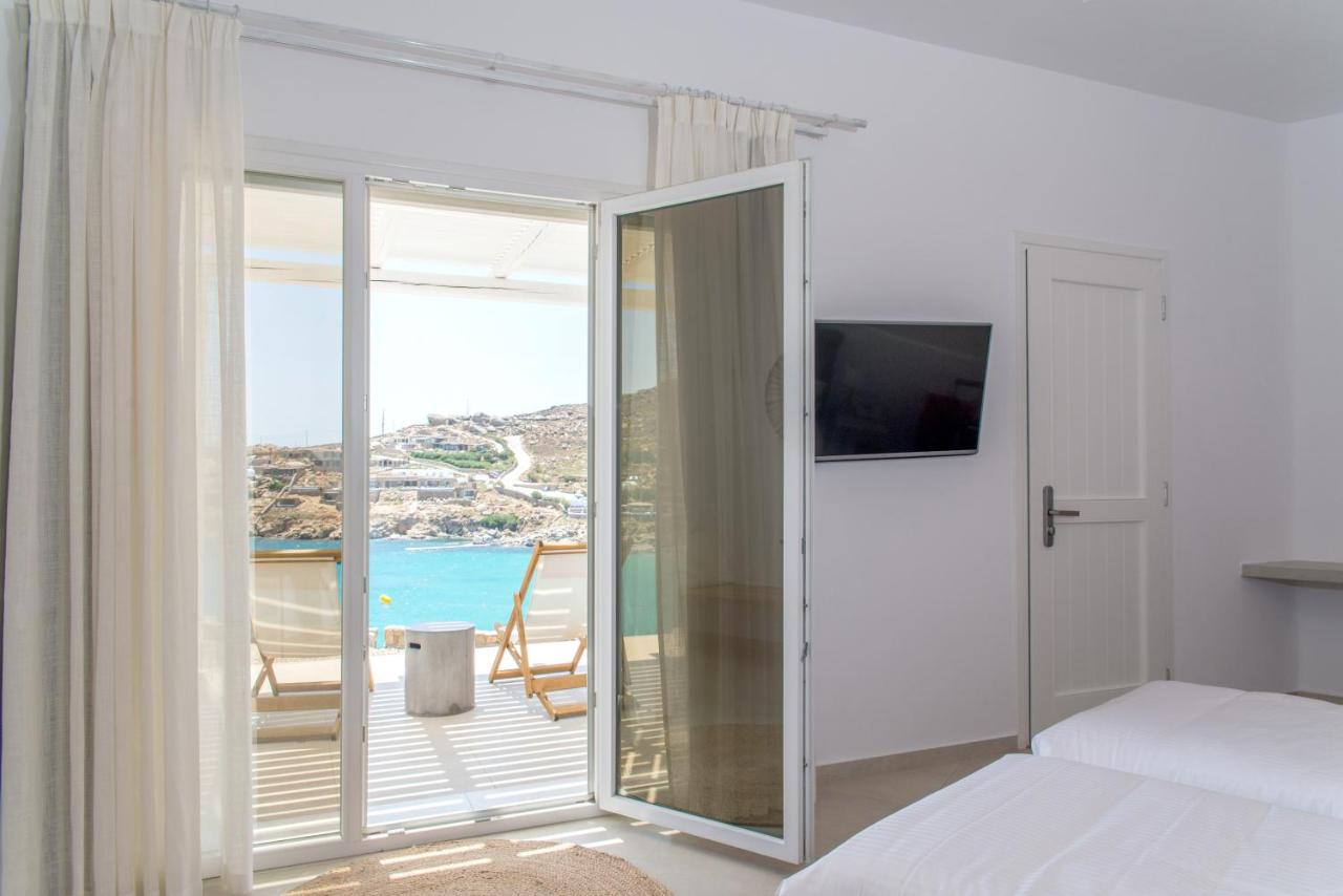 Super Paradise Suites