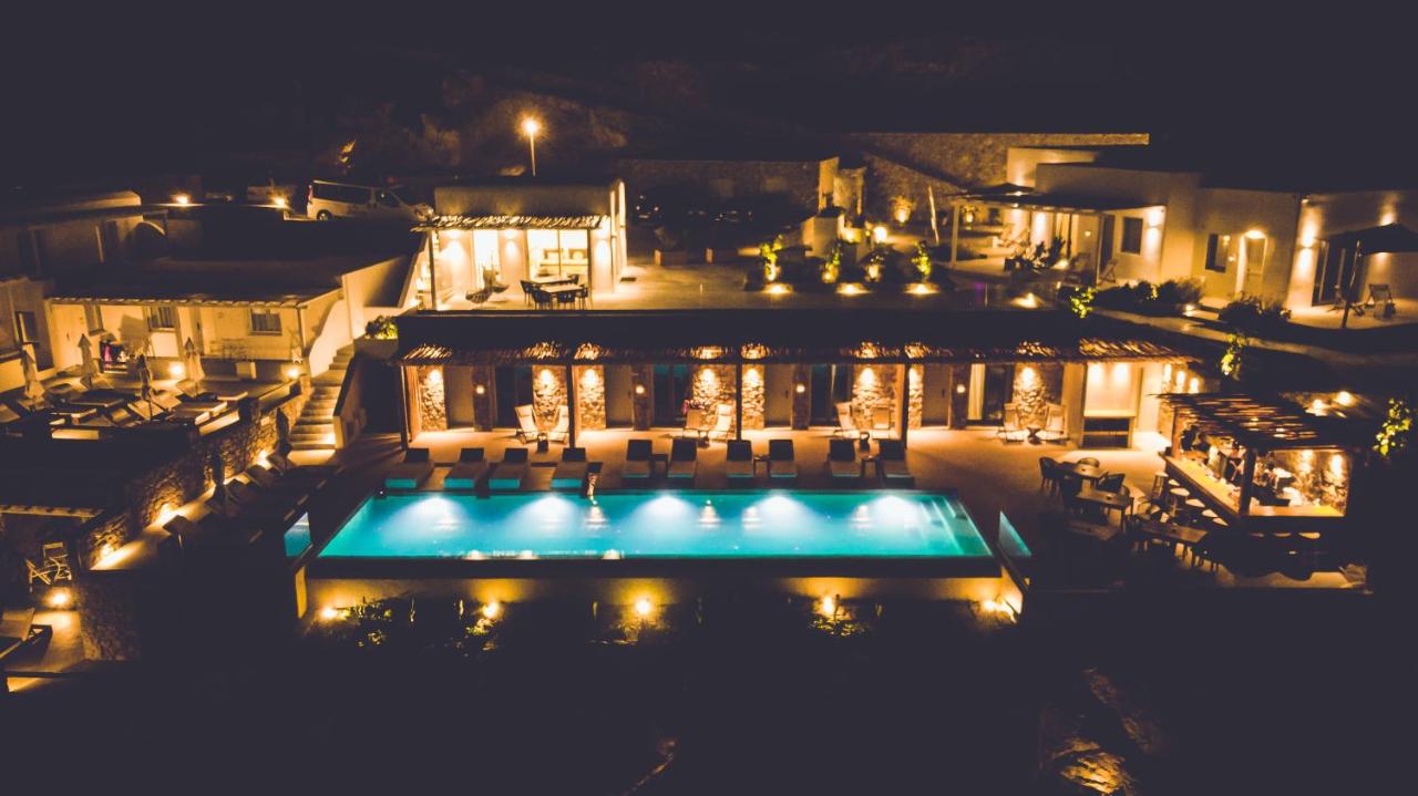 Super Paradise Suites