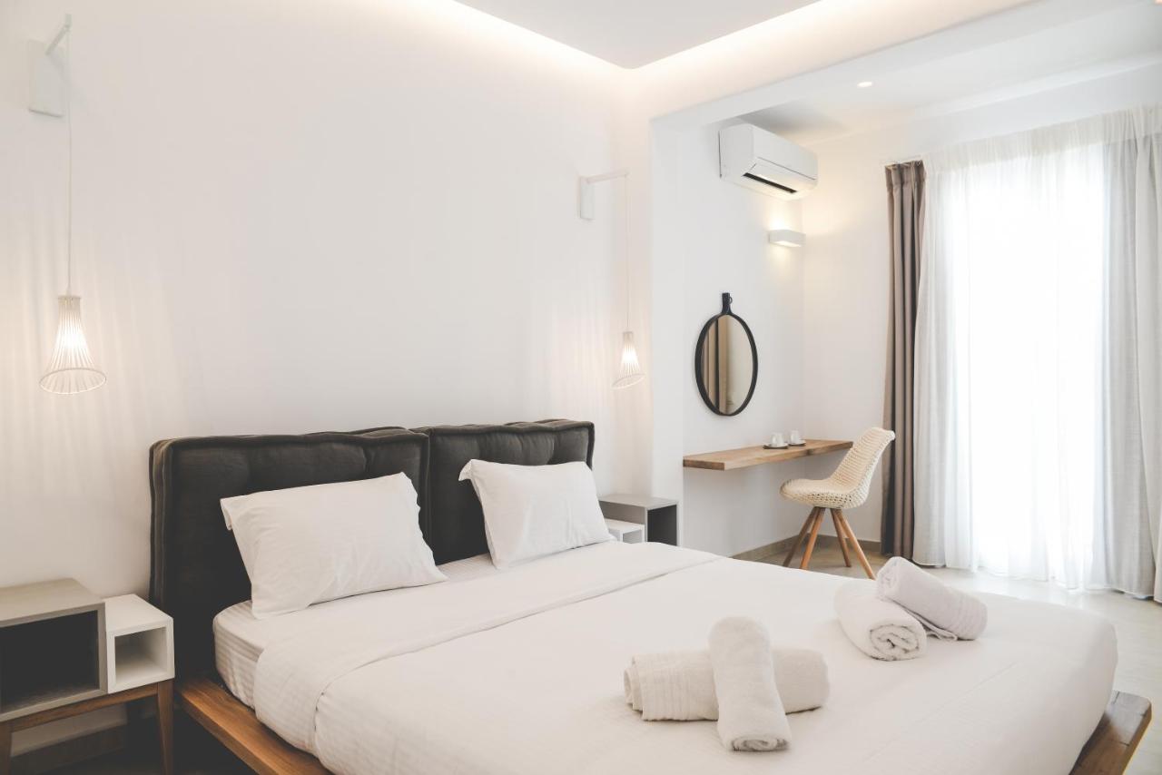 Super Paradise Suites