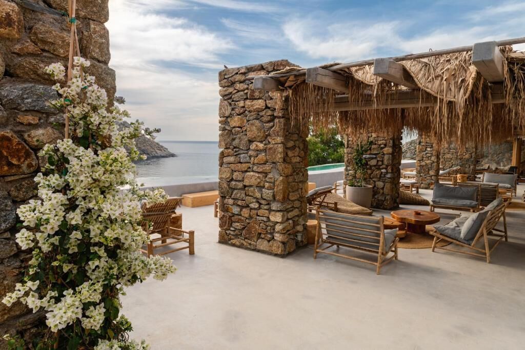 The Wild Hotel by Interni
