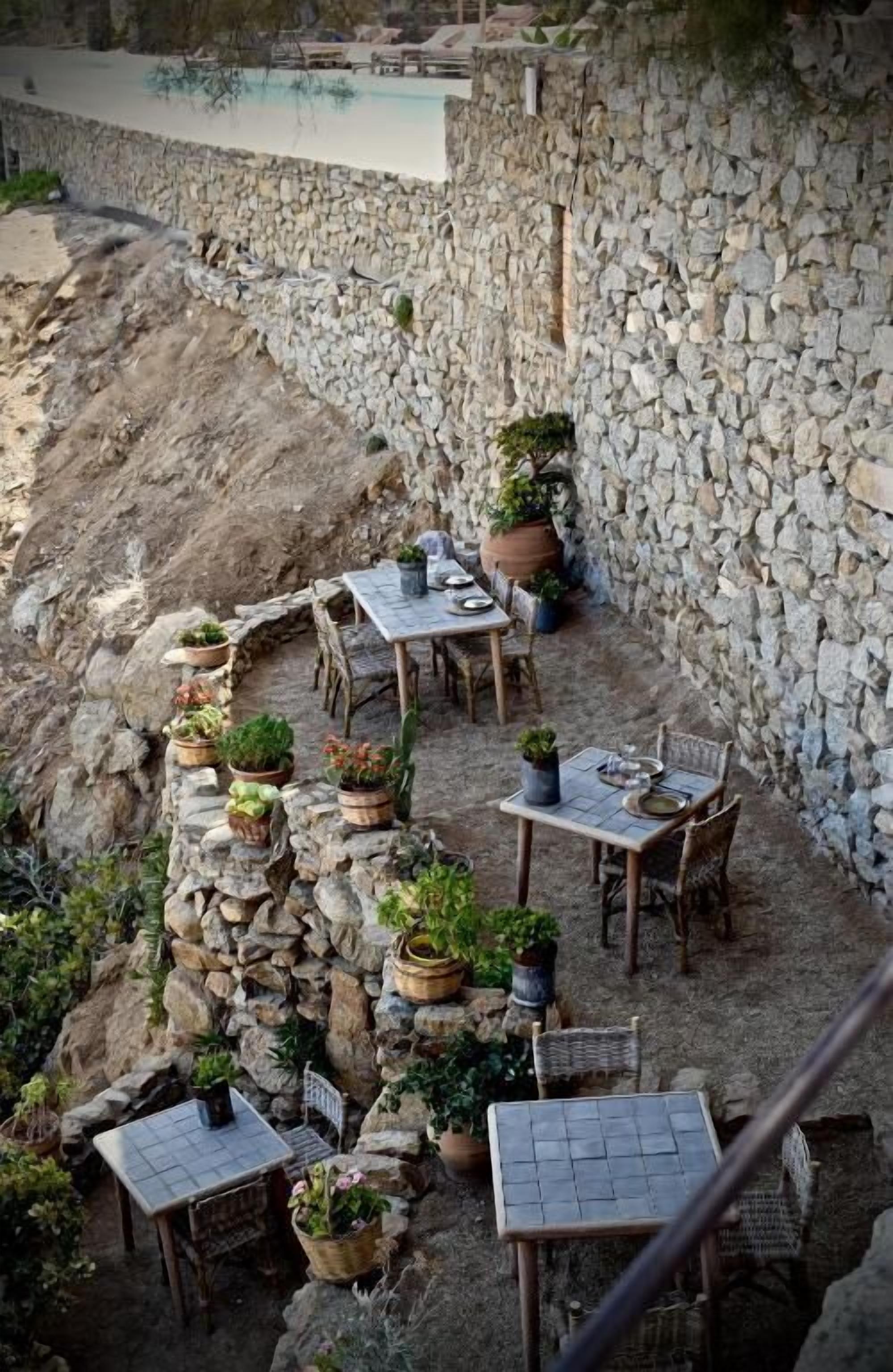 The Wild Hotel by Interni