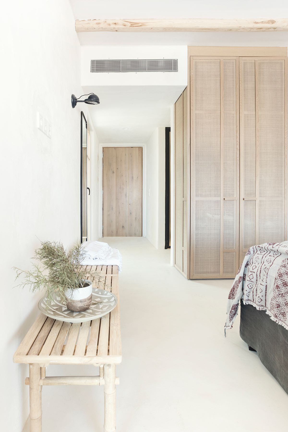 The Wild Hotel by Interni