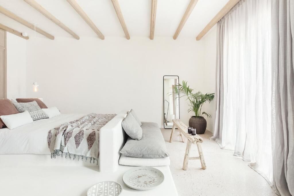 The Wild Hotel by Interni
