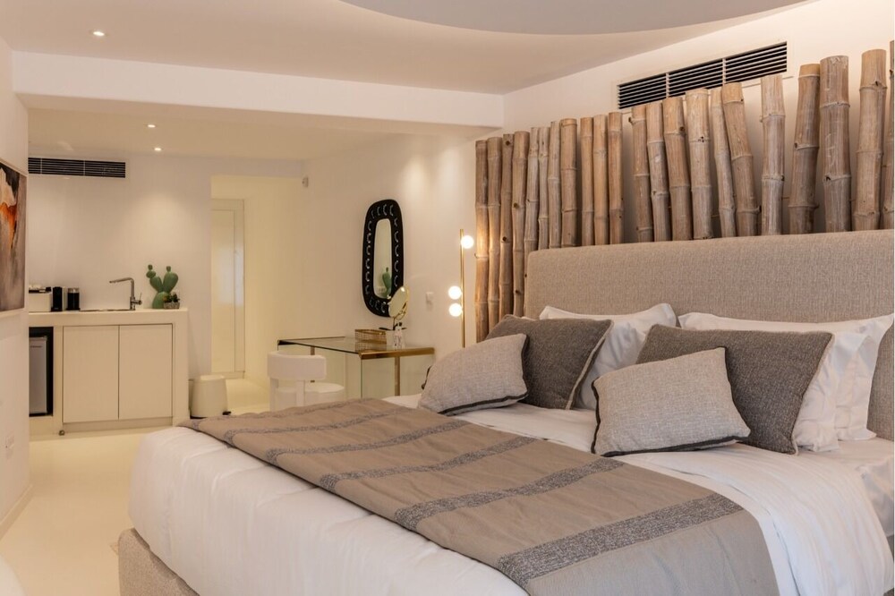 Villa Avolia by The Pearls Collection