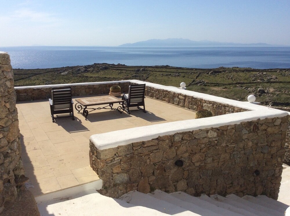 Villa Carina 2