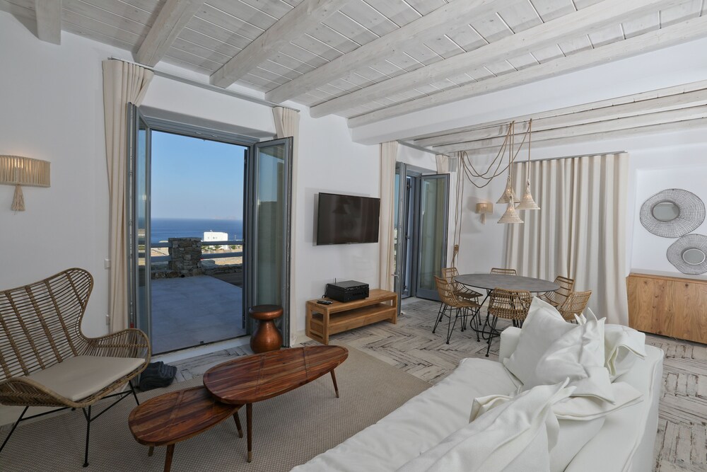 Villa Iakinthos - Mykonian Kazarte