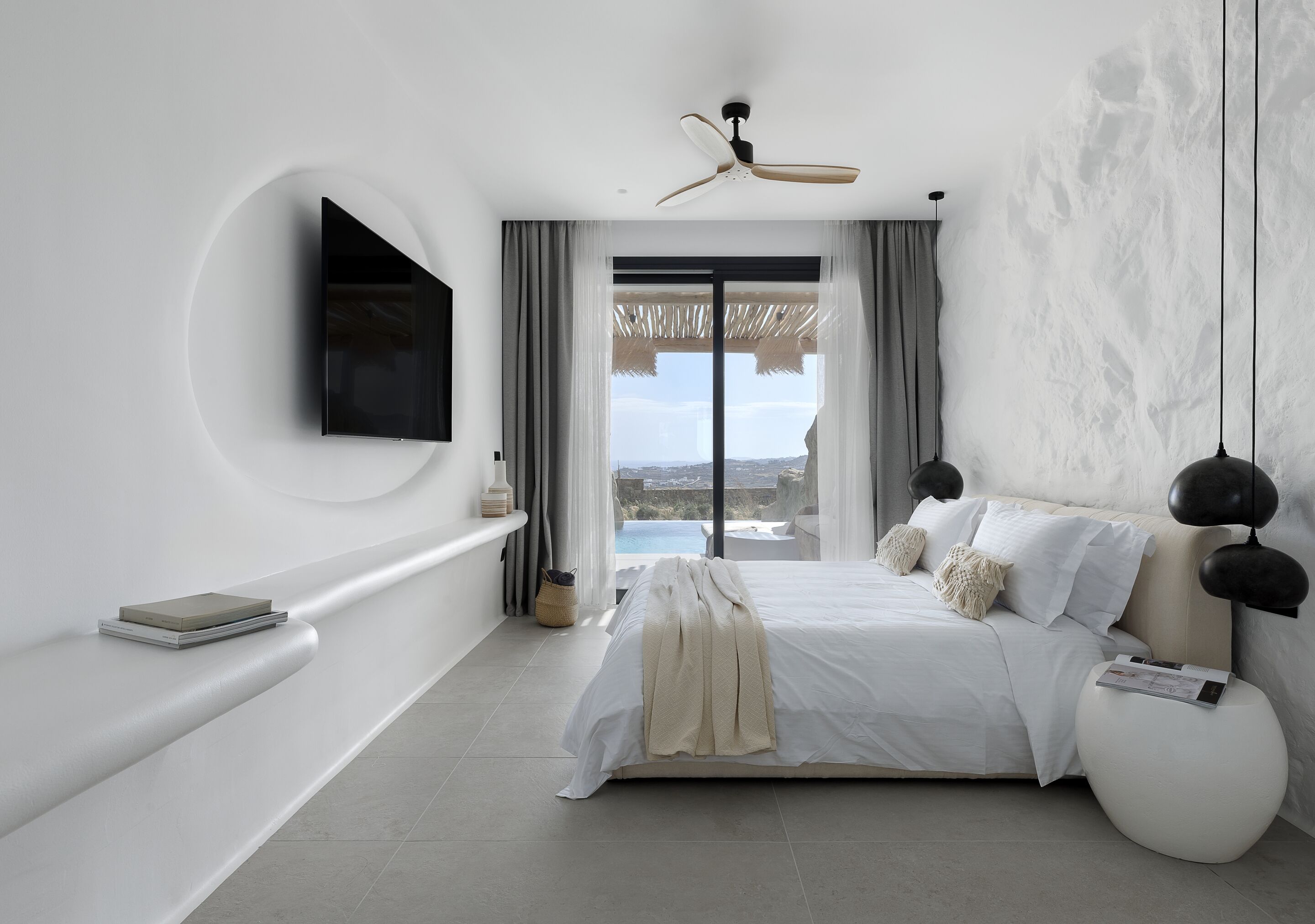 White Art Suites