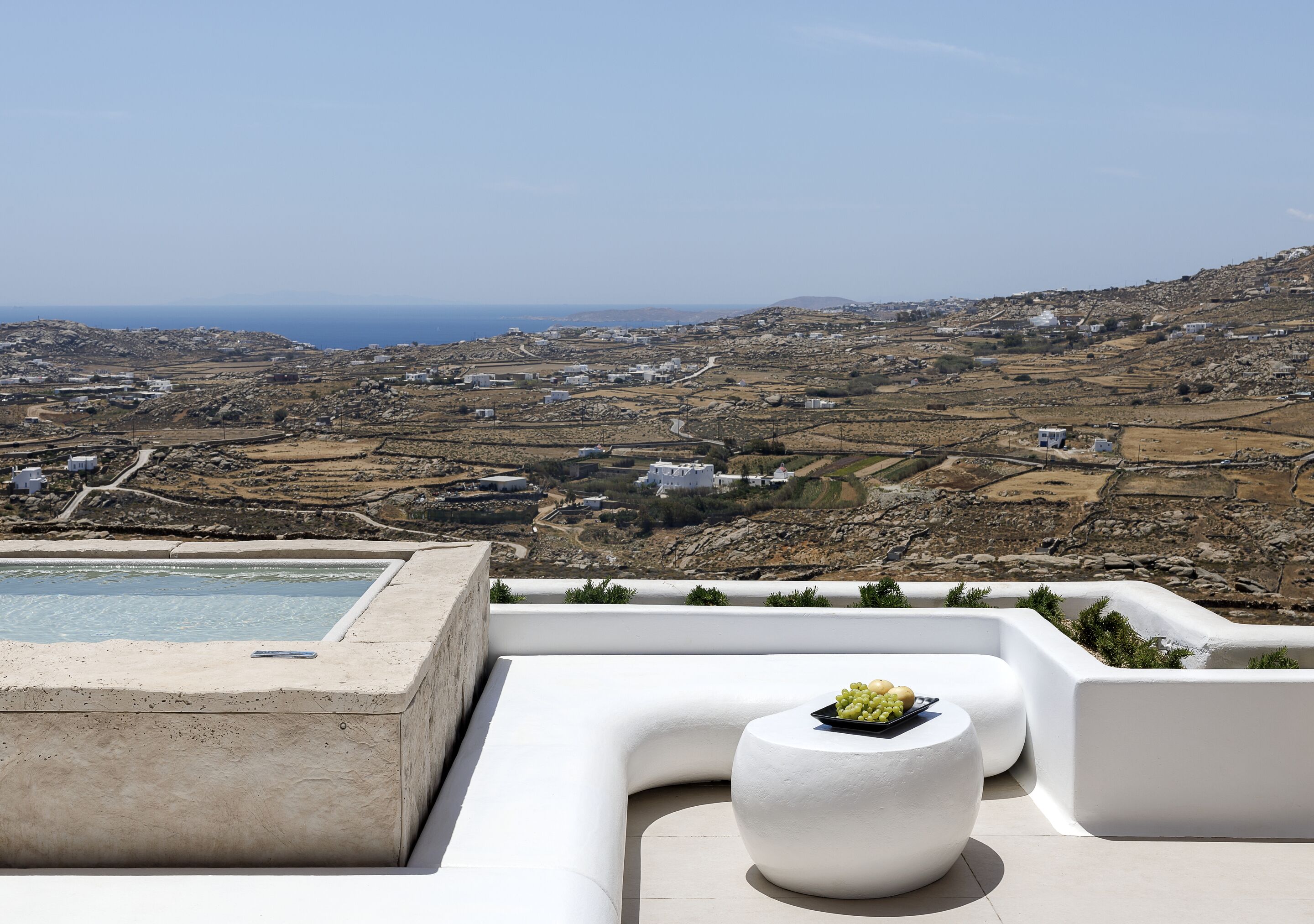 White Art Suites