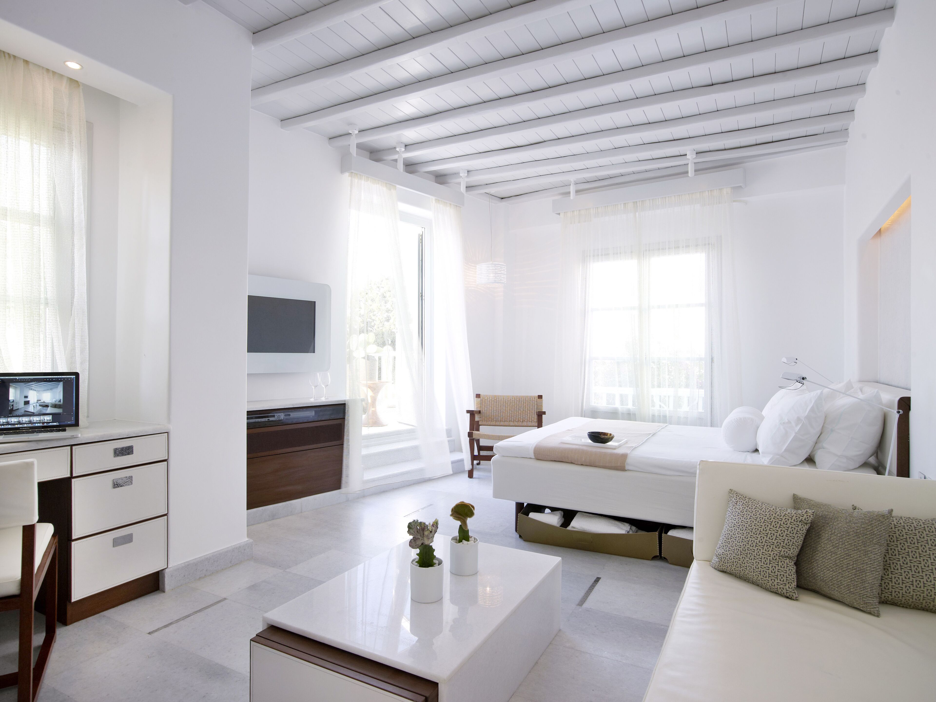 Belvedere Mykonos - Main Hotel Rooms &Suites