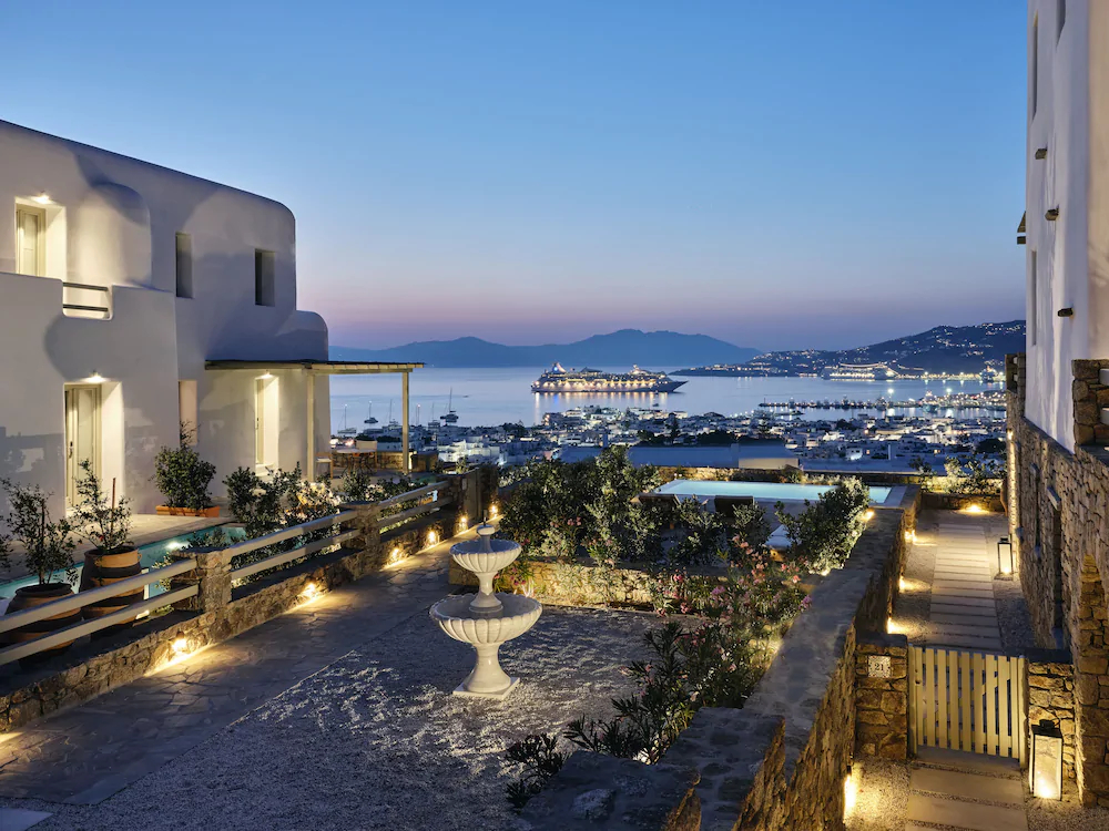 Belvedere Mykonos Hilltop Rooms & Suites