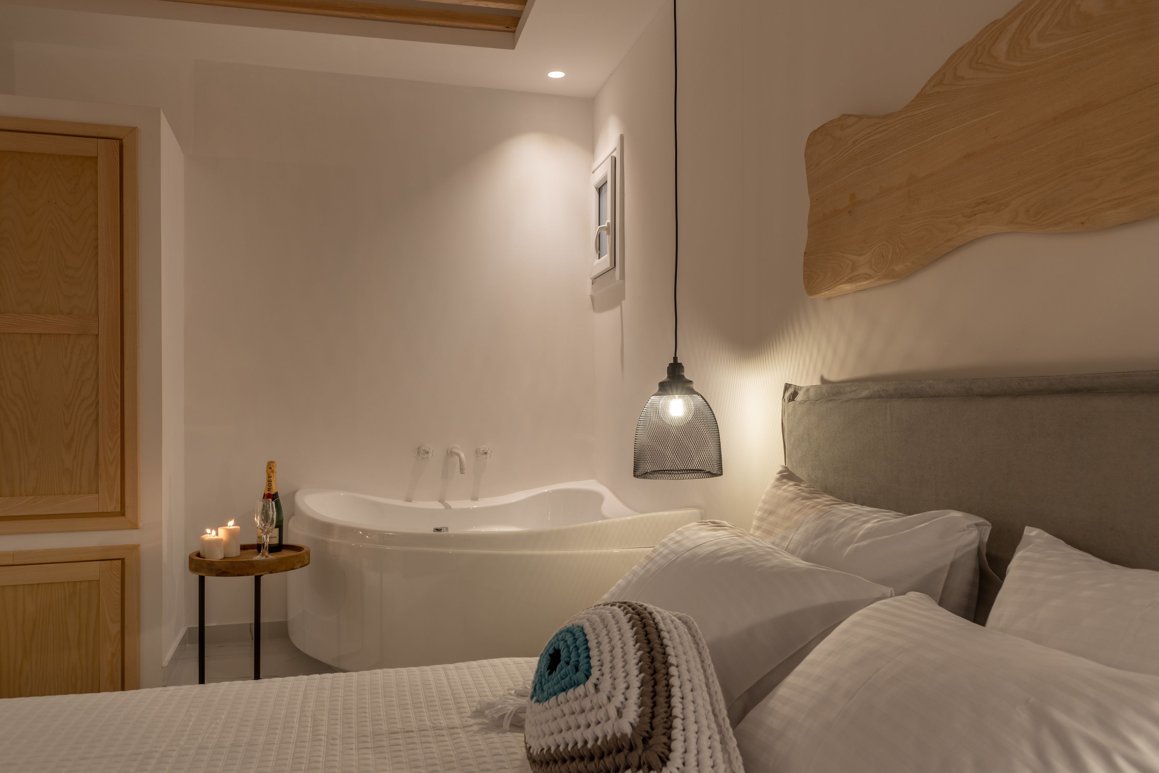 Central Suites