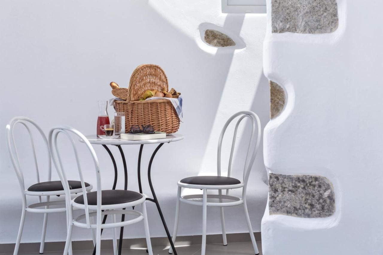 Colours of Mykonos