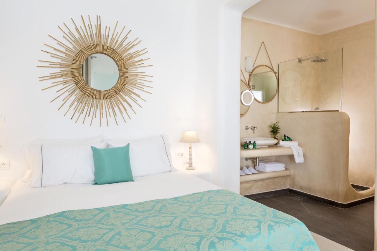 Colours of Mykonos