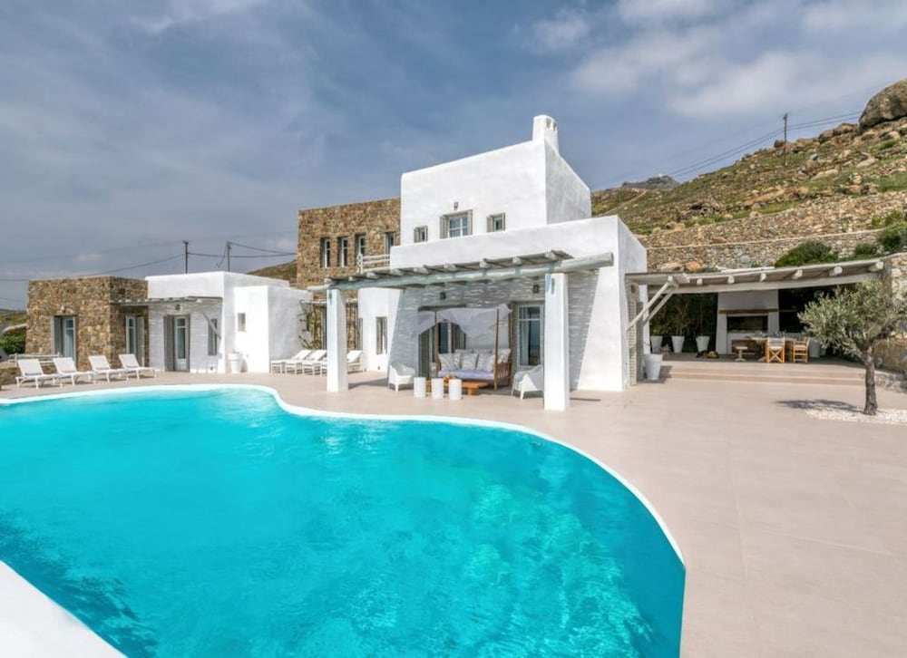 Crystal Villa