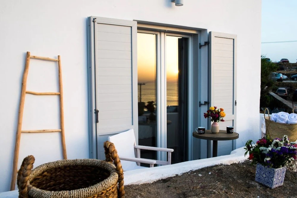 Dimele Rooms & Studios