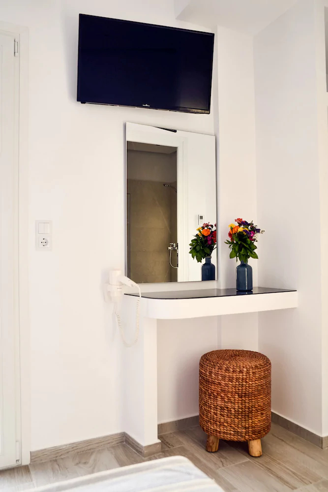 Dimele Rooms & Studios