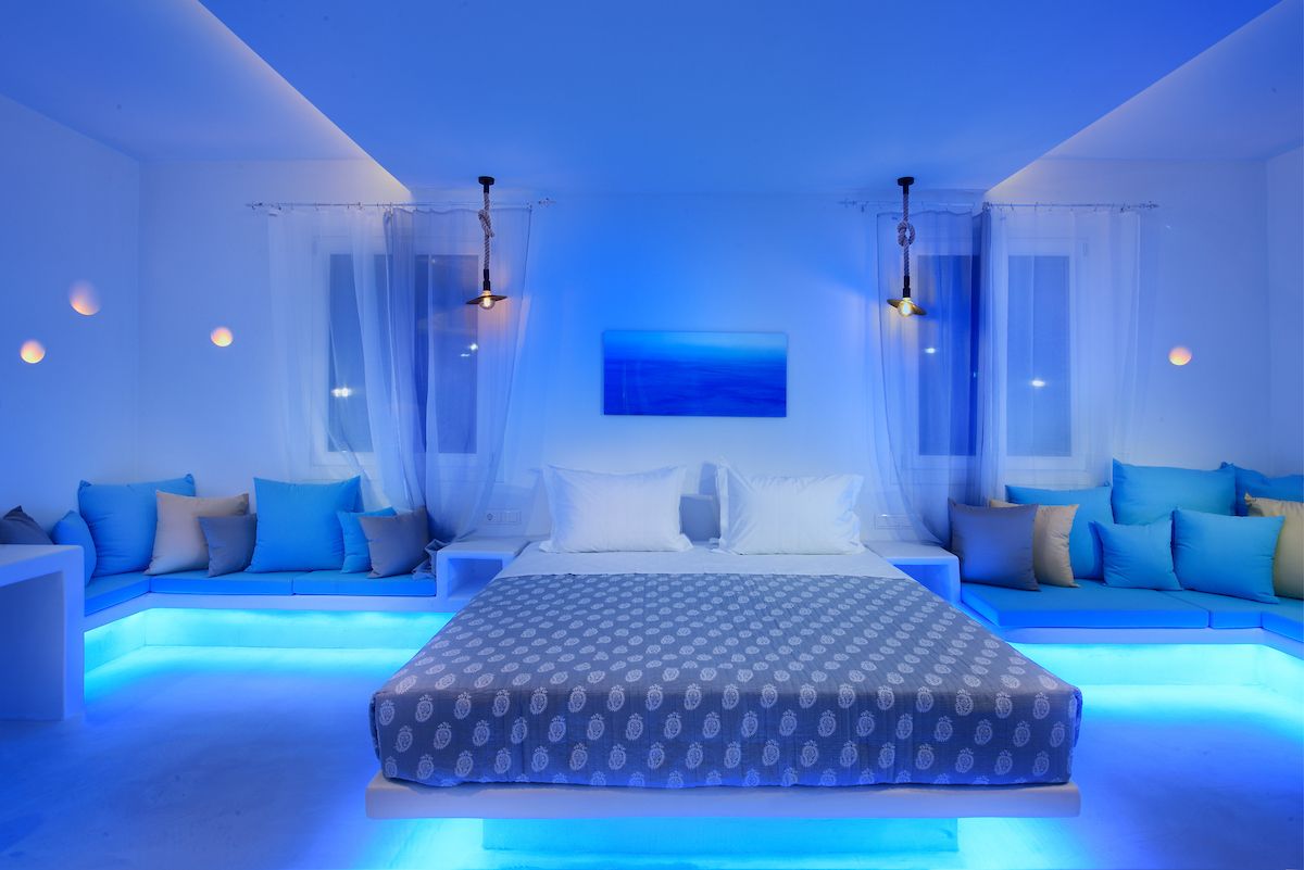 Elegant Villas & Suites