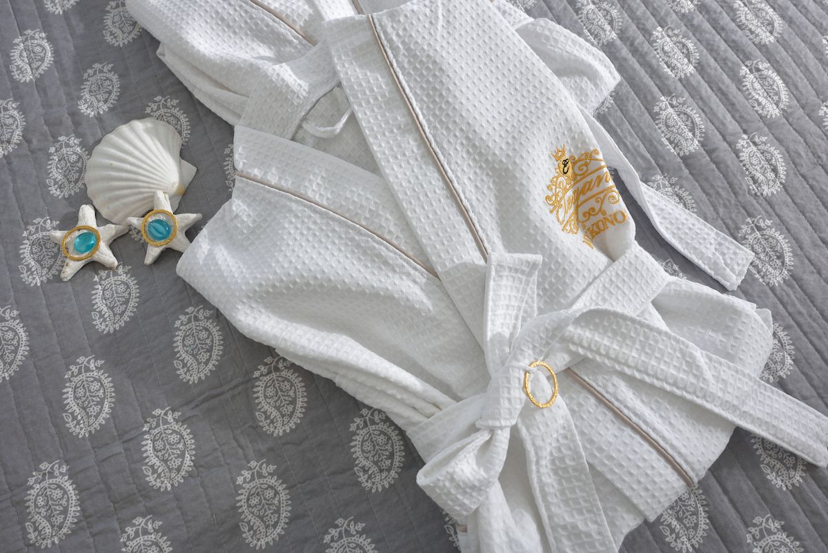 Elegant Villas & Suites