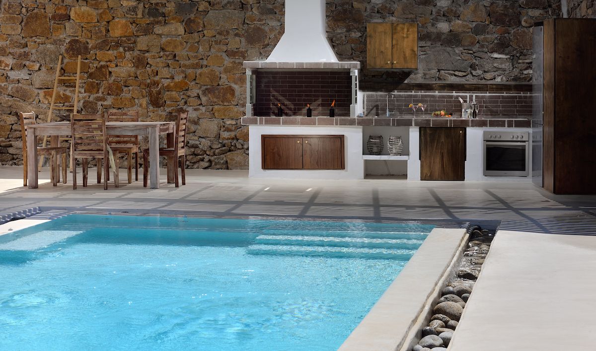 Elegant Villas & Suites