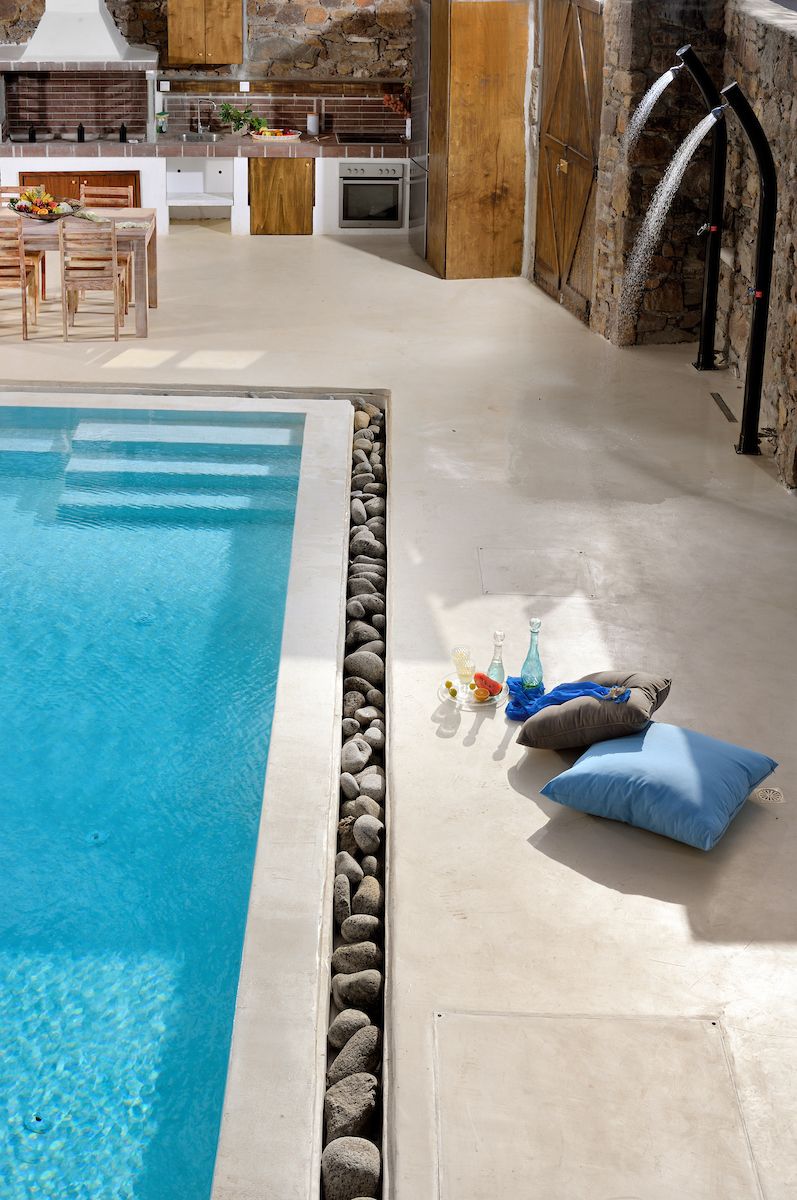 Elegant Villas & Suites
