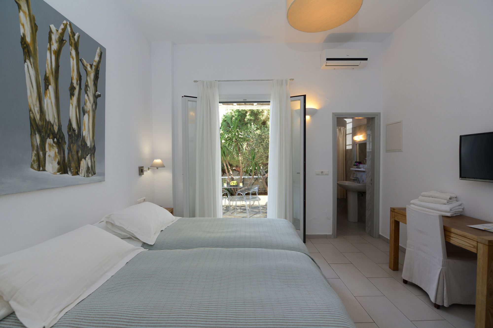 Elena Hotel