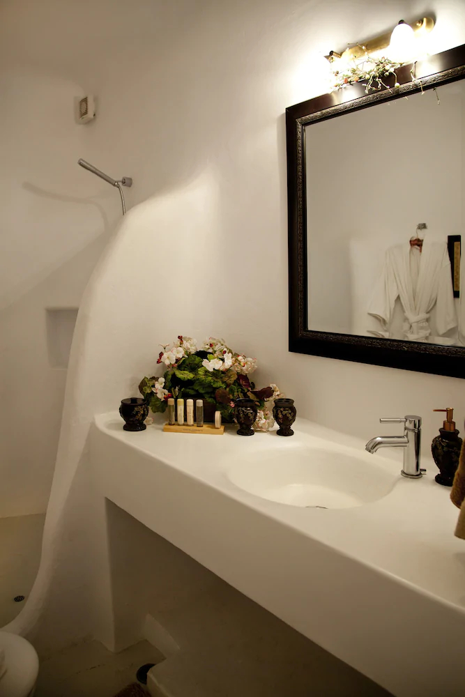 Eleni's Village Suites