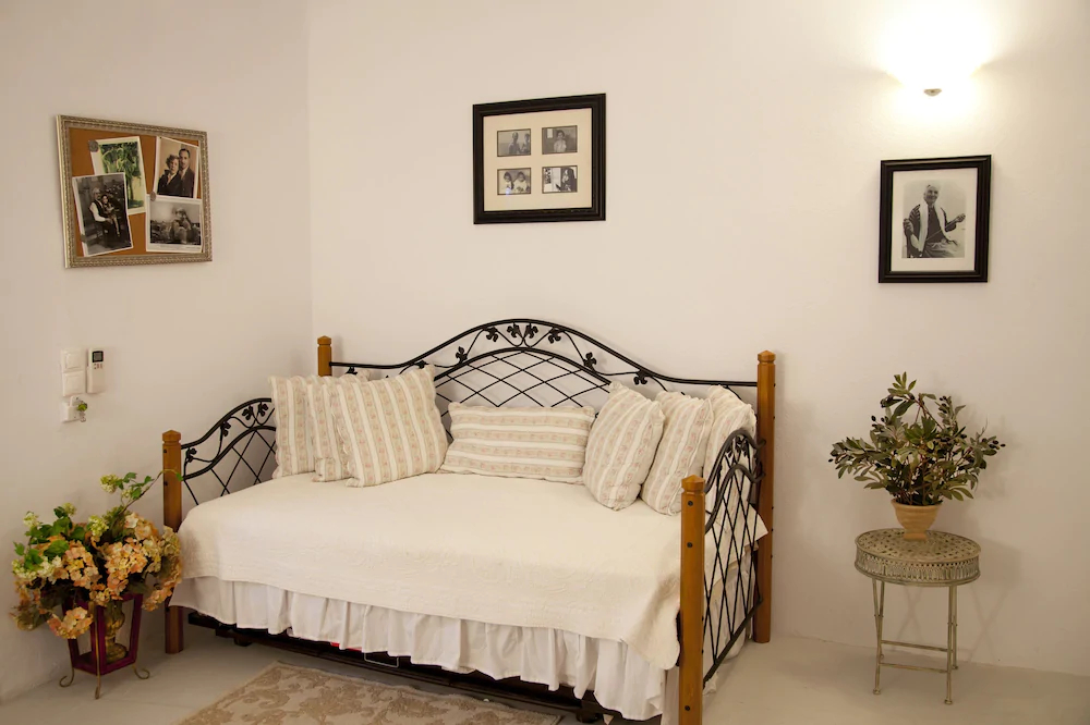 Eleni's Village Suites