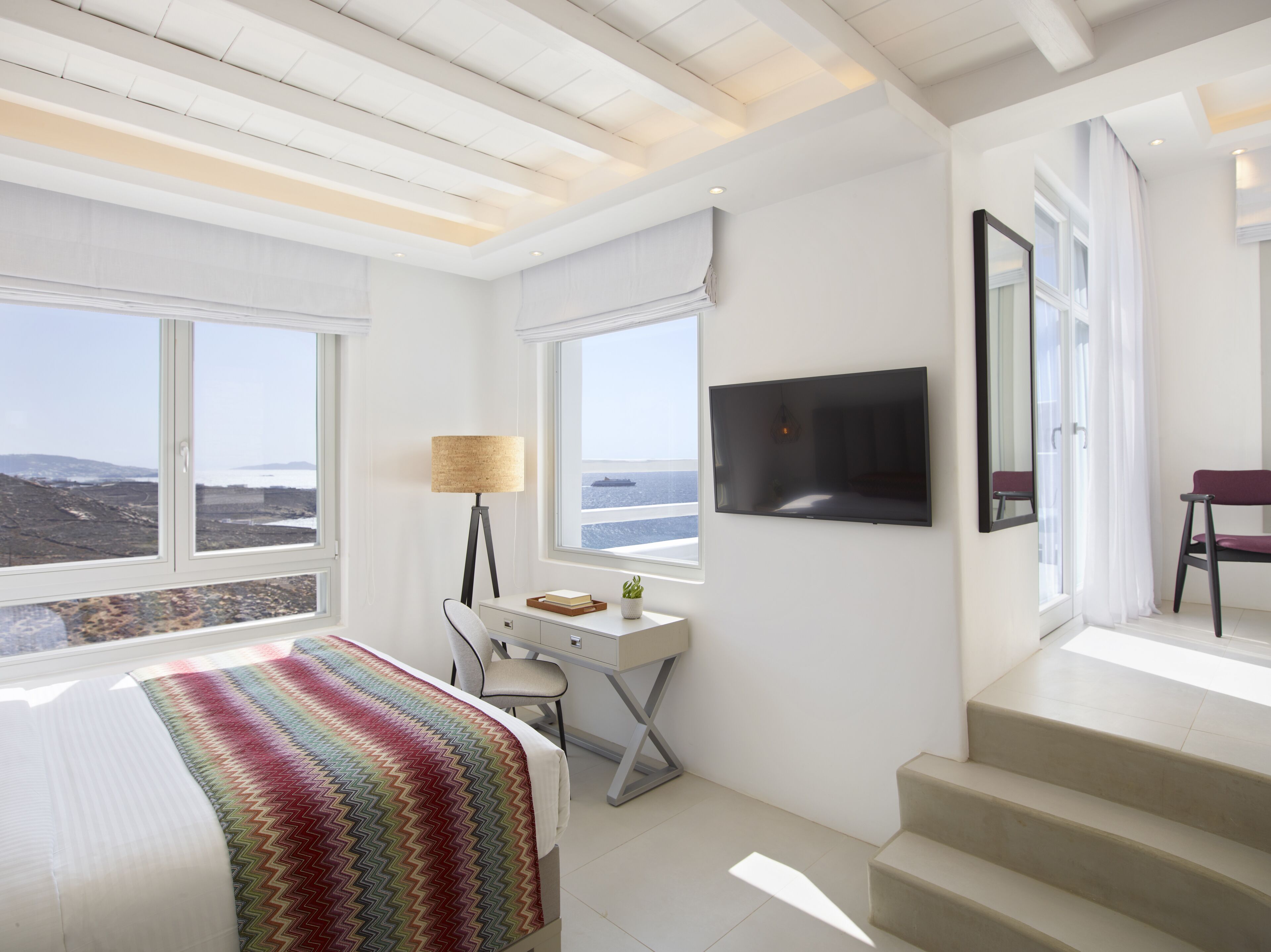 Epic Blue Luxury Hotel Suites & Villas Mykonos