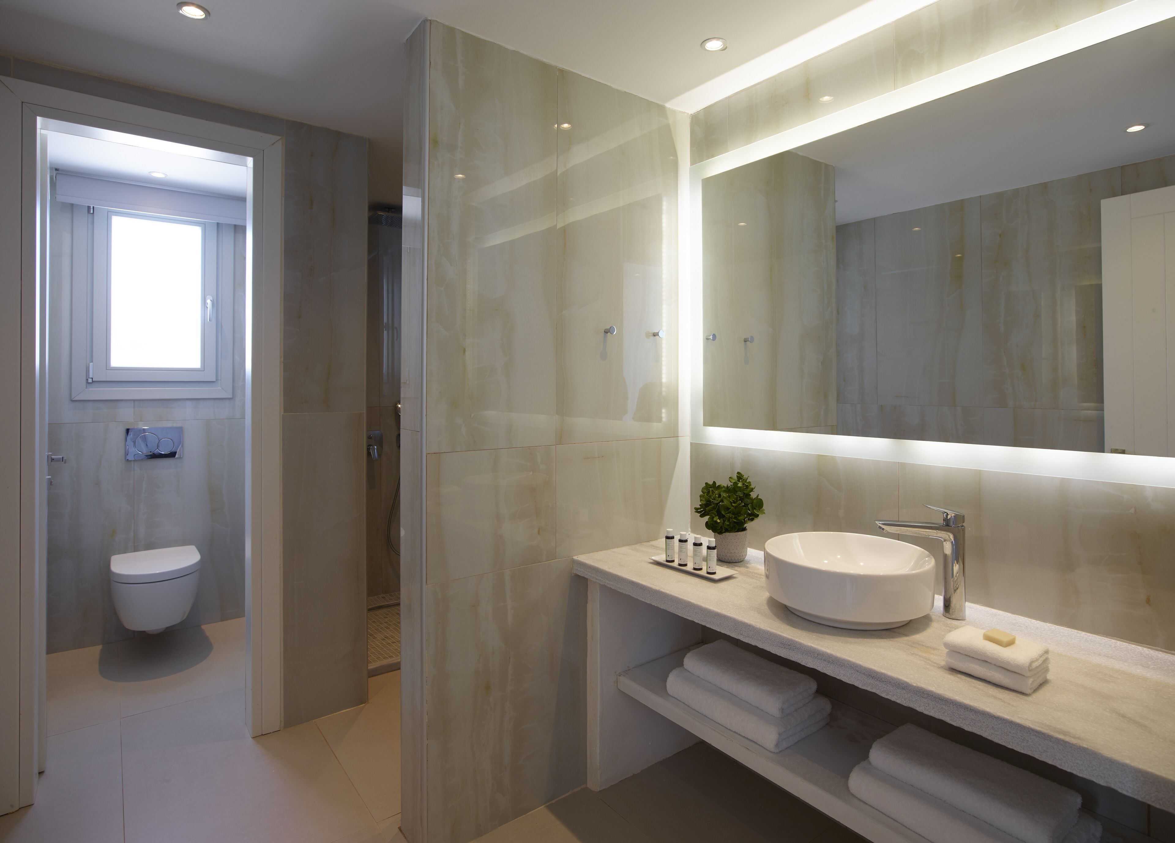 Epic Blue Luxury Hotel Suites & Villas Mykonos