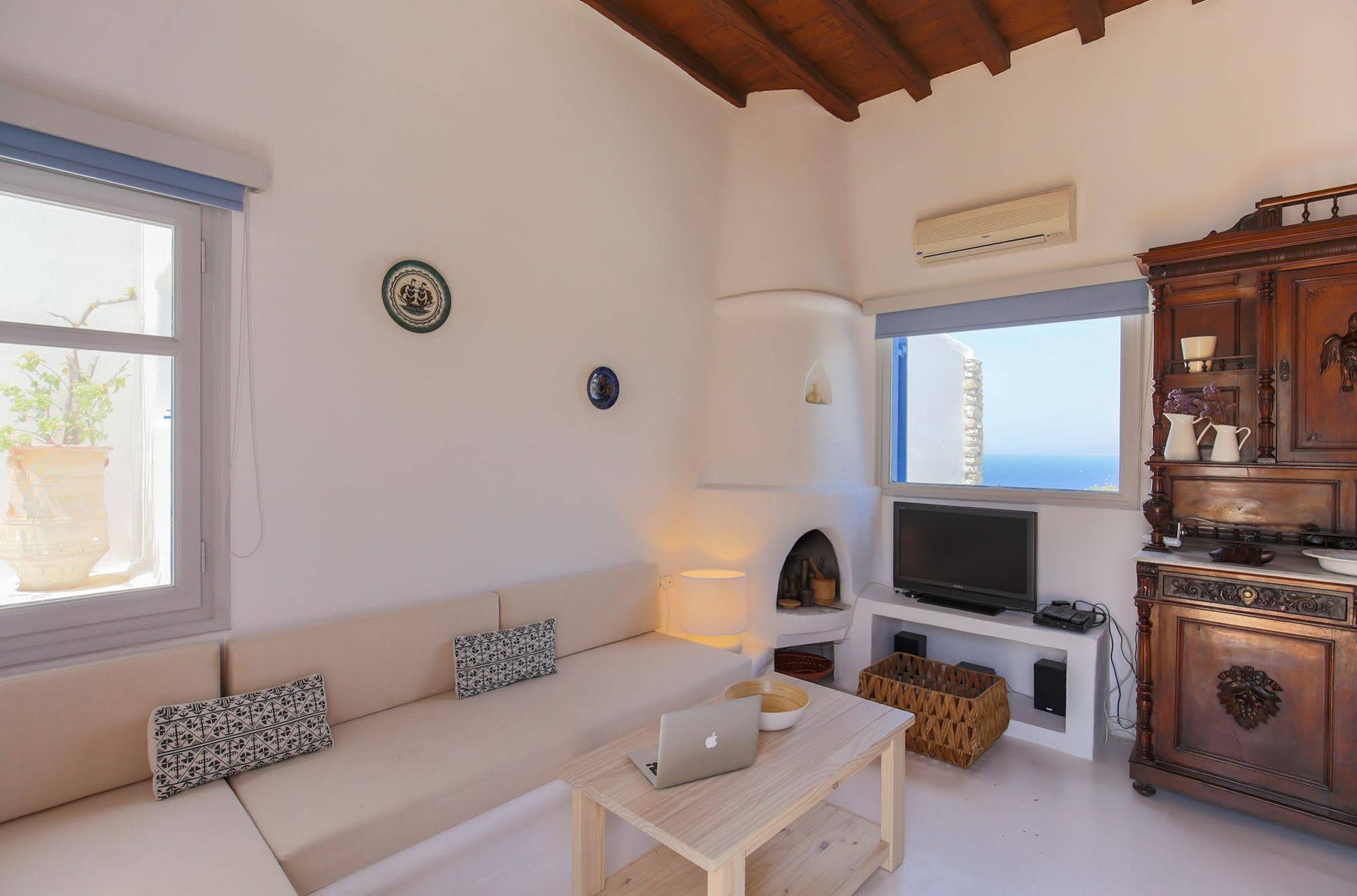 Golden Sunset Villas
